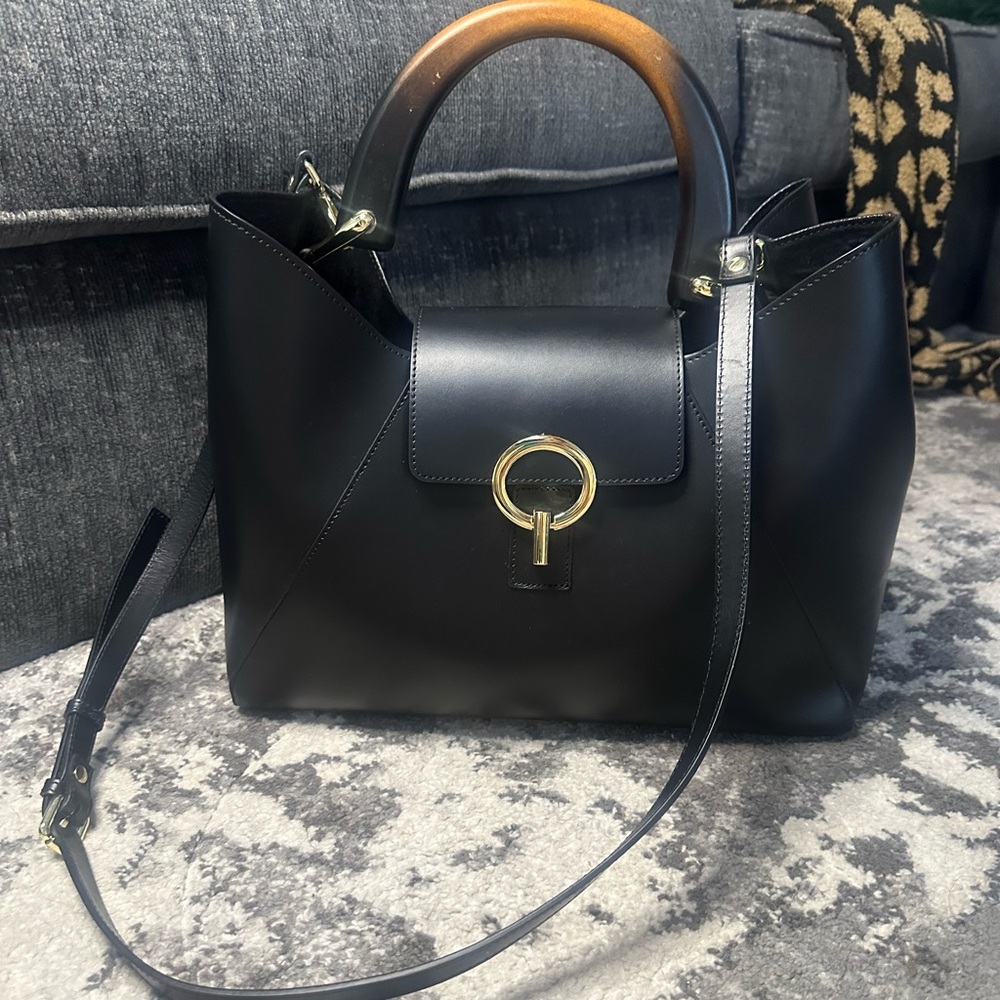 Claudia Firenze Elegant Black Leather Handbag